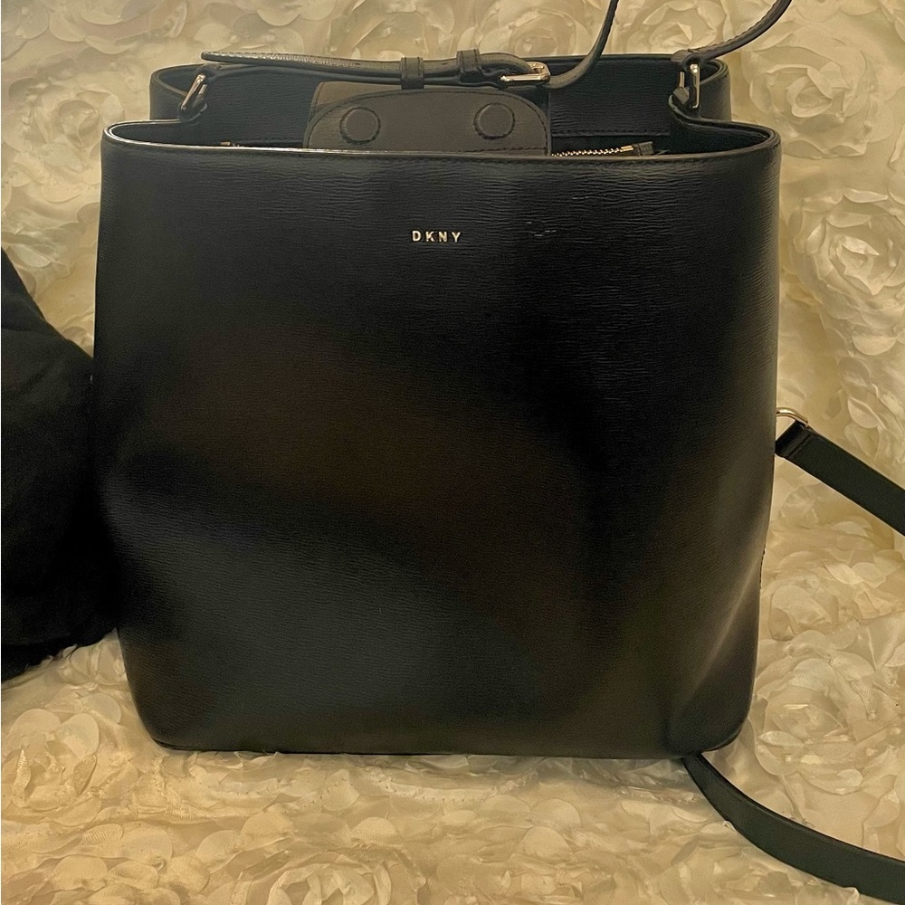 DKNY BAG